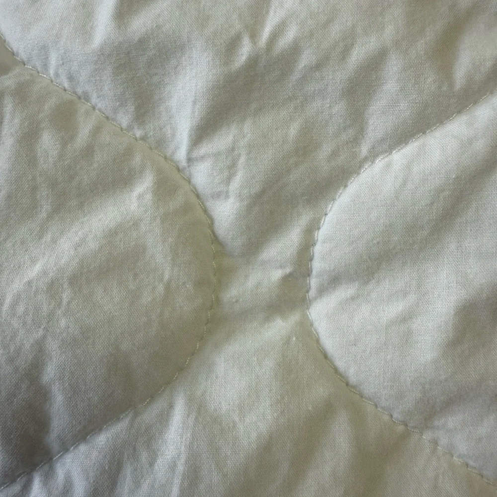 NewPoint White Down alternative set of 2 twin mattress covers with deep pockets